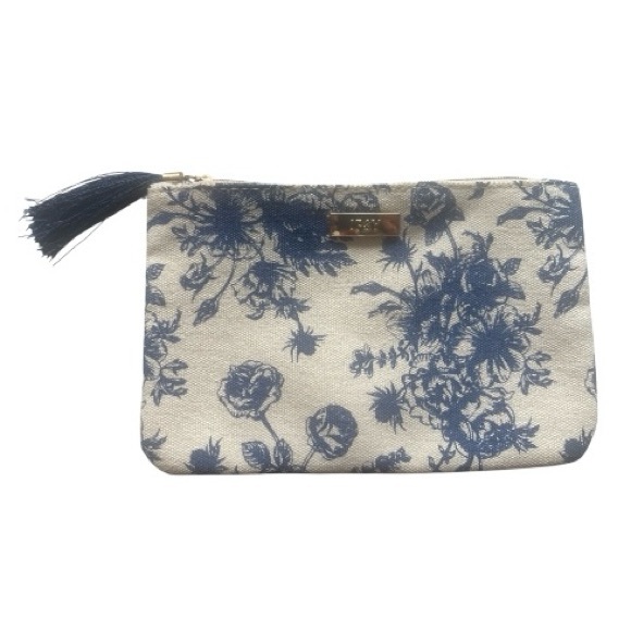 Ipsy May 2025 Floral Blue and Cream Clutch - Picture 1 of 3